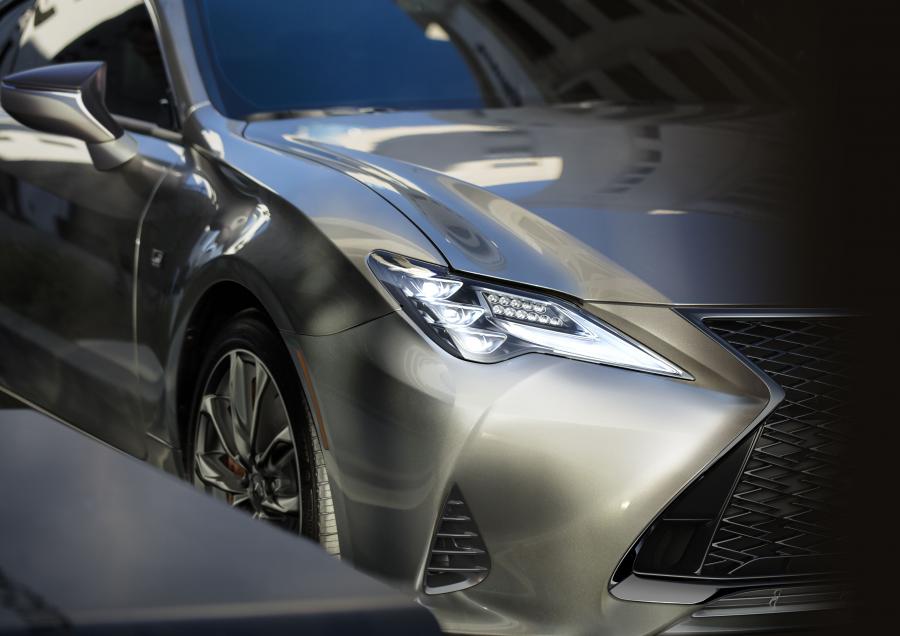 Детали экстерьера Lexus RC300 2018 года  (NA) (фото 2 из 8)